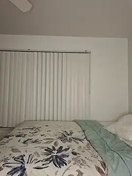 Snapshot of cataleya-glen chatting on 10/29/25, 09:33 cataleya-glen online show from 10/29/25, 09:33