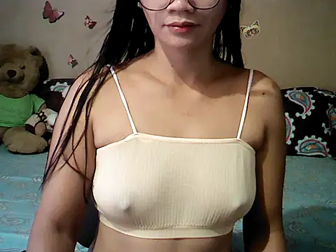 Mia Rein online show from 04/10/26, 01:33