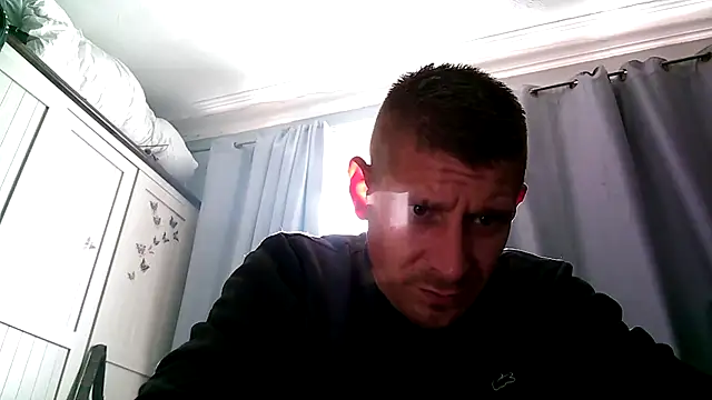 iamsex6969 online show from 10/23/25, 12:59