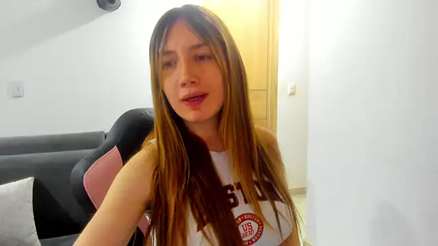 horny  molly  online show from 11/05/25, 03:39