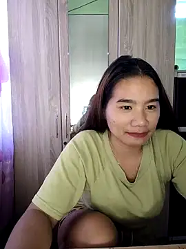 Snapshot of Kissy07 chatting on 02/04/25, 06:04 Kissy07 online show from 02/04/25, 06:04