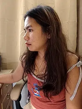 Snapshot of Kissy07 chatting on 03/04/25, 08:38 Kissy07 online show from 03/04/25, 08:38