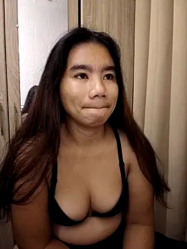 Snapshot of Kissy07 chatting on 09/13/25, 09:14 Kissy07 online show from 09/13/25, 09:14