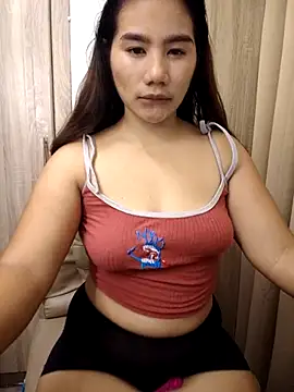 Snapshot of Kissy07 chatting on 09/21/25, 10:28 Kissy07 online show from 09/21/25, 10:28