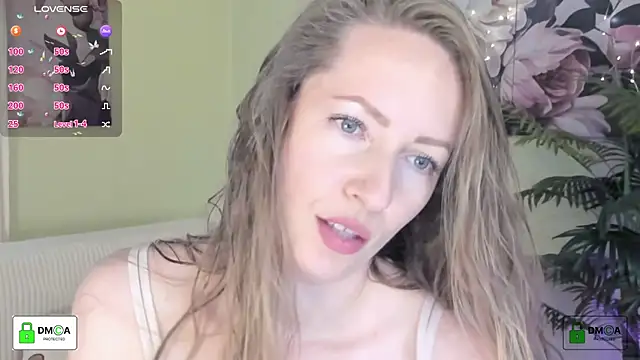 Queenymel online show from 05/21/26, 04:47