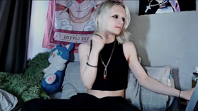 Alien Bella online show from 05/22/26, 07:48