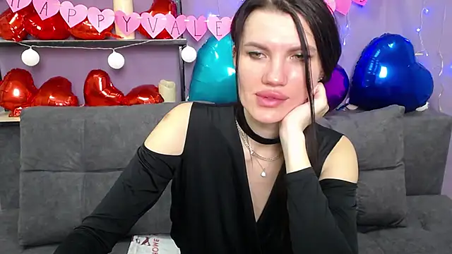 Snapshot of MilaLoona chatting on 02/03/25, 10:58 MilaLoona online show from 02/03/25, 10:58