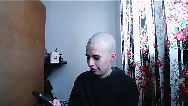 Snapshot of Cocain_Atenea chatting on 11/19/25, 07:14 Cocain Atenea online show from 11/19/25, 07:14