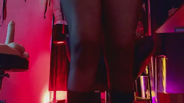 PerlaDivaio online show from 02/11/26, 11:59