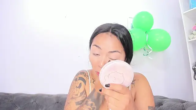 miss soffi  online show from 03/25/26, 12:33