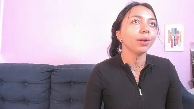 miss soffi  online show from 07/13/26, 12:41