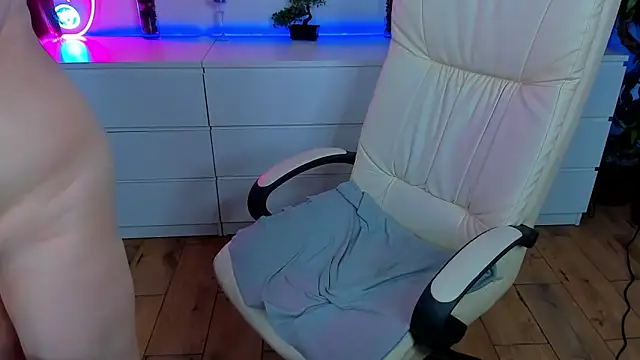 Kamilla Hot online show from 02/16/25, 01:03