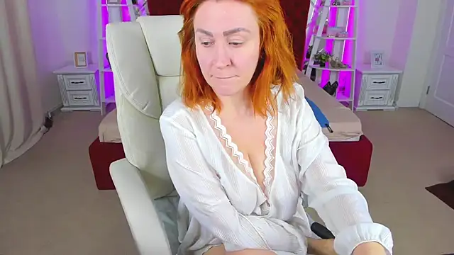 Kamilla Hot online show from 04/06/26, 05:58