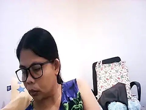 pinay milfxx online show from 12/17/25, 12:27