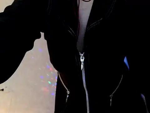 Snapshot of elenaza chatting on 02/14/25, 08:48 elenaza online show from 02/14/25, 08:48