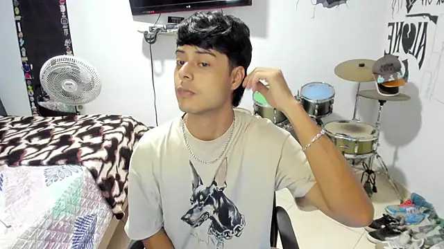 Zack falcon online show from 10/17/25, 03:42