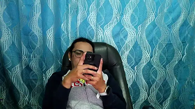 Your PrettyGirlxxx online show from 09/11/25, 12:44