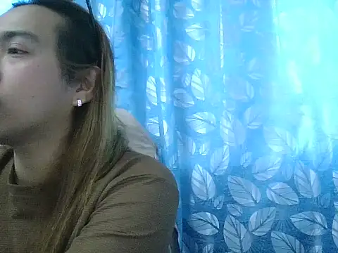 Your PrettyGirlxxx online show from 04/13/26, 12:05