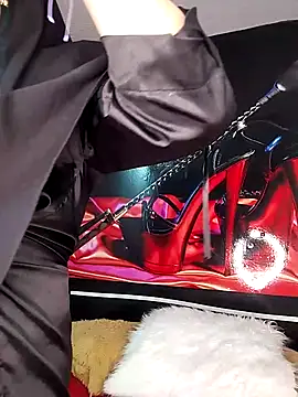 Hana    online show from 03/04/26, 11:44