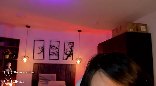 Snapshot of Olivia_ds chatting on 02/01/25, 04:24 Olivia ds online show from 02/01/25, 04:24