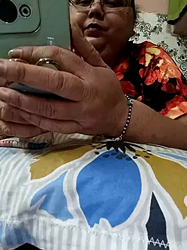 Hotchubby009 online show from 12/27/24, 07:35