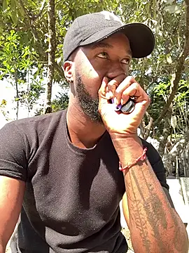 blackdrey18 online show from 12/14/25, 03:06