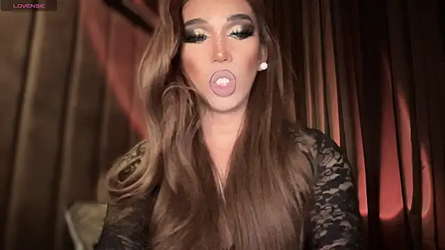 Lo la 69 online show from 10/25/25, 04:53