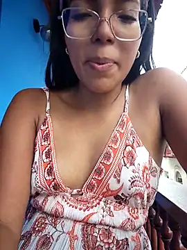 Snapshot of SheenaBrooke chatting on 03/02/25, 10:16 SheenaBrooke online show from 03/02/25, 10:16