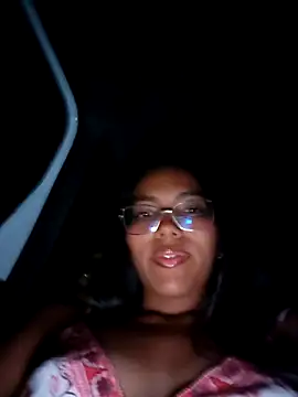 Snapshot of SheenaBrooke chatting on 03/05/25, 12:49 SheenaBrooke online show from 03/05/25, 12:49