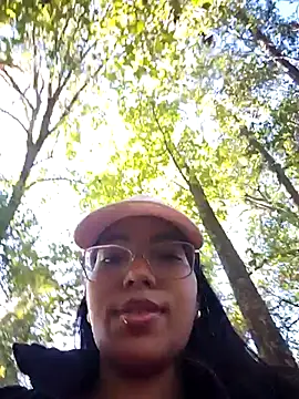 Snapshot of SheenaBrooke chatting on 10/21/25, 07:36 SheenaBrooke online show from 10/21/25, 07:36