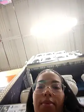 Snapshot of SheenaBrooke chatting on 10/28/25, 09:28 SheenaBrooke online show from 10/28/25, 09:28