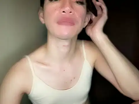 Snapshot of QUEEN_LILITH chatting on 02/20/25, 10:27 QUEEN LILITH online show from 02/20/25, 10:27