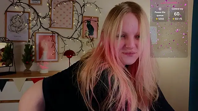 Snapshot of evangel1ne chatting on 01/09/25, 09:37 evangel1ne online show from 01/09/25, 09:37