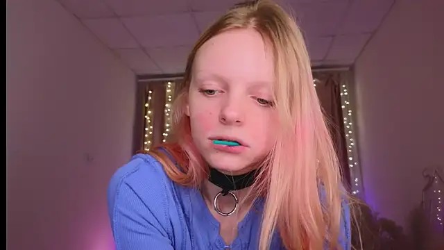 Snapshot of evangel1ne chatting on 01/18/25, 06:03 evangel1ne online show from 01/18/25, 06:03