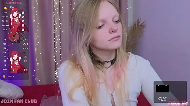 Snapshot of evangel1ne chatting on 09/17/25, 09:38 evangel1ne online show from 09/17/25, 09:38