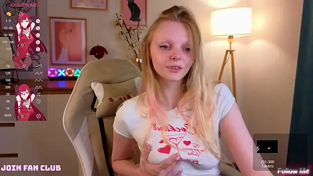 Snapshot of evangel1ne chatting on 09/27/25, 09:31 evangel1ne online show from 09/27/25, 09:31