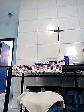 Snapshot of Yaya_Mineira chatting on 01/13/25, 05:33 Yaya Mineira online show from 01/13/25, 05:33