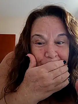 Snapshot of Yaya_Mineira chatting on 02/13/25, 06:27 Yaya Mineira online show from 02/13/25, 06:27