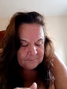 Snapshot of Yaya_Mineira chatting on 03/18/25, 01:20 Yaya Mineira online show from 03/18/25, 01:20