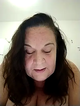 Snapshot of Yaya_Mineira chatting on 11/01/25, 01:40 Yaya Mineira online show from 11/01/25, 01:40