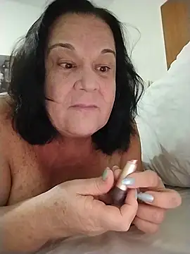 Yaya Mineira online show from 05/11/26, 10:18