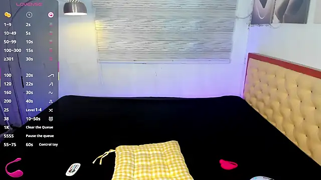 Snapshot of Arkangelxx chatting on 10/22/25, 03:23 Arkangelxx online show from 10/22/25, 03:23