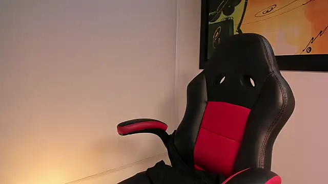 madelaine blosson online show from 09/29/25, 12:32