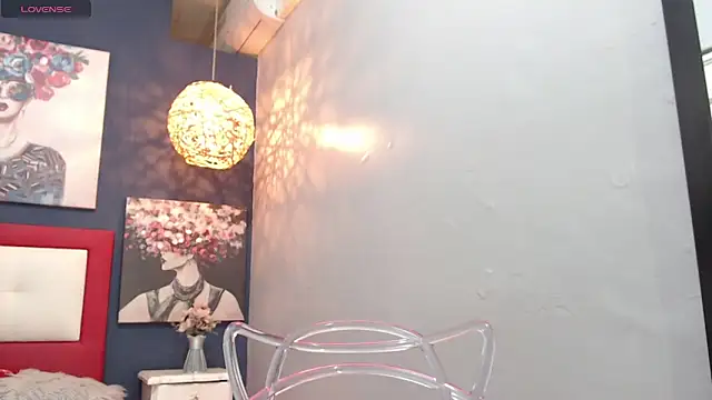 Snapshot of _Valeria_Brown chatting on 01/25/25, 08:31 Valeria Brown online show from 01/25/25, 08:31