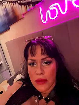 Lolaley2 online show from 10/15/25, 06:24