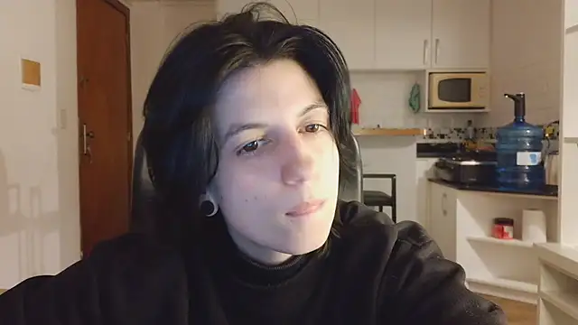 Snapshot of kyslrana chatting on 07/08/26, 12:15 kyslrana online show from 07/08/26, 12:15