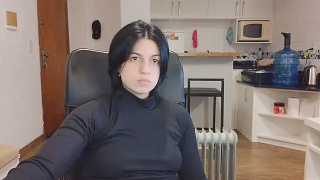 Snapshot of kyslrana chatting on 07/09/26, 10:47 kyslrana online show from 07/09/26, 10:47