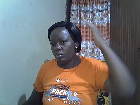 Ebonyceline online show from 10/30/25, 02:24