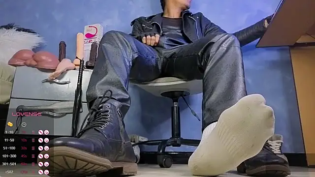 TomLover 12 online show from 04/13/26, 01:22