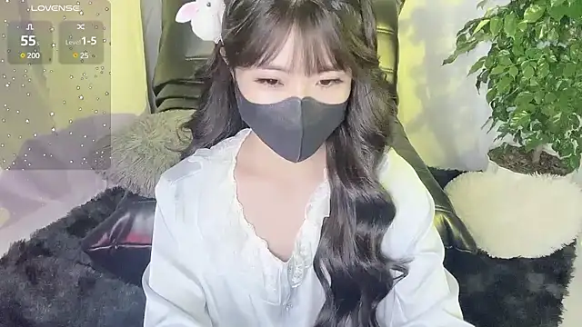 Snapshot of Mya_Lee chatting on 12/05/24, 03:50 Mya Lee online show from 12/05/24, 03:50